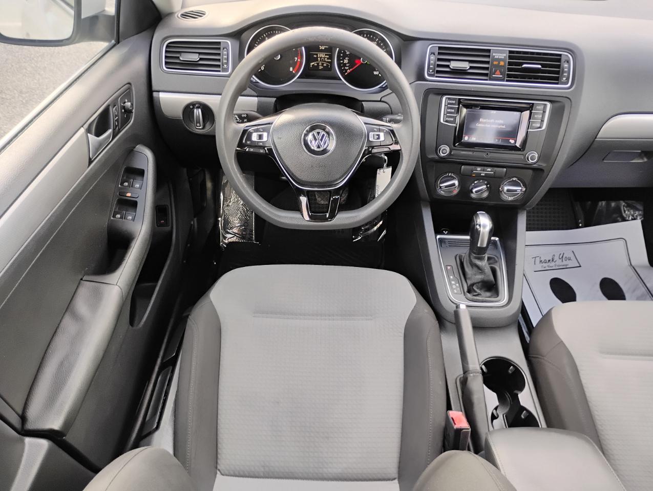 Volkswagen Jetta 1.4T S 6A 2017