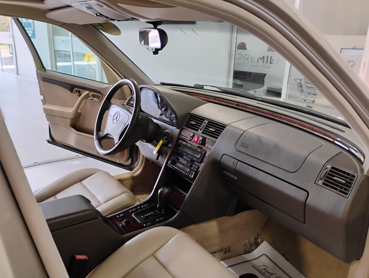 Mercedes-Benz C-Class C280 1996
