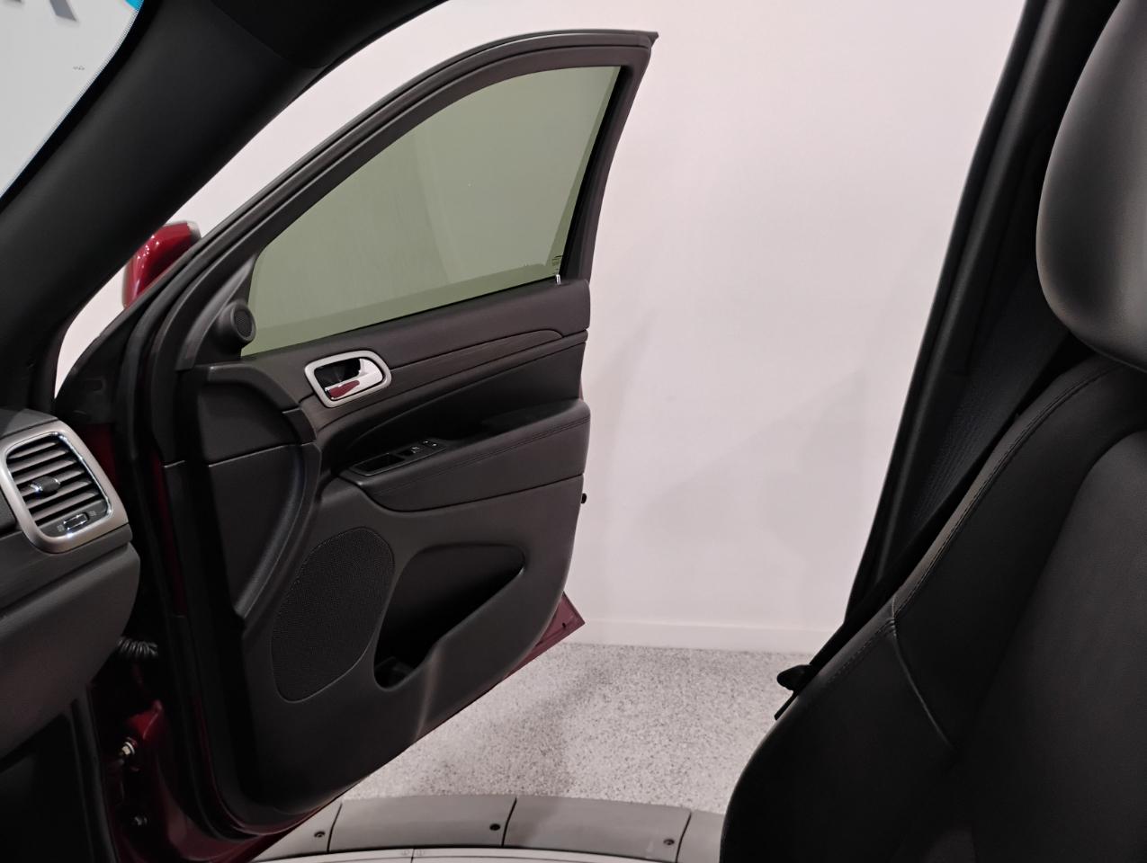 Jeep Grand Cherokee WK Laredo E 2022