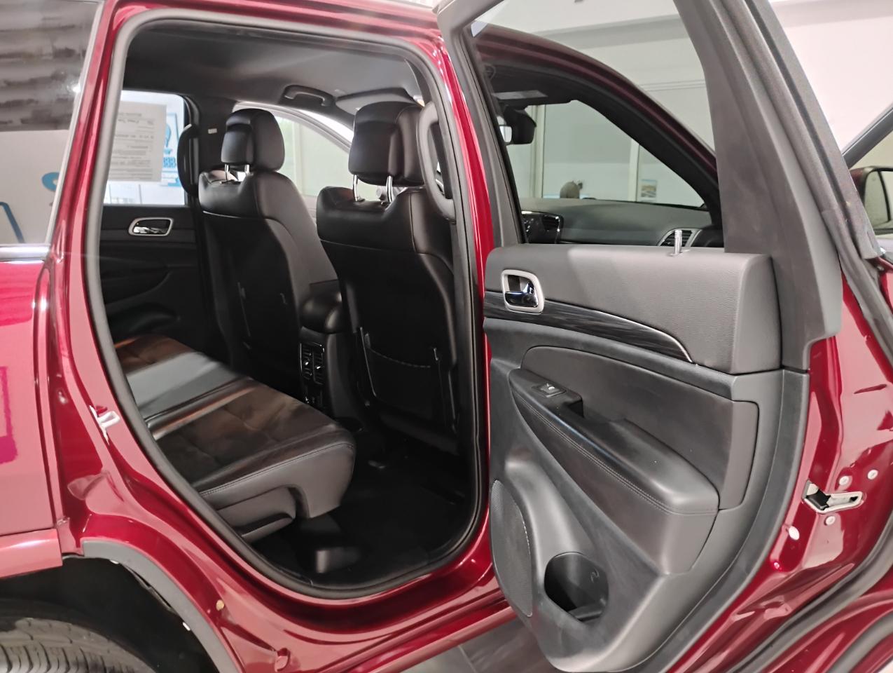 Jeep Grand Cherokee WK Laredo E 2022