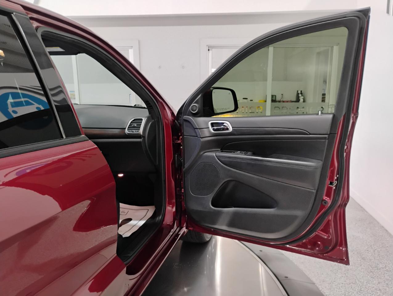 Jeep Grand Cherokee WK Laredo E 2022