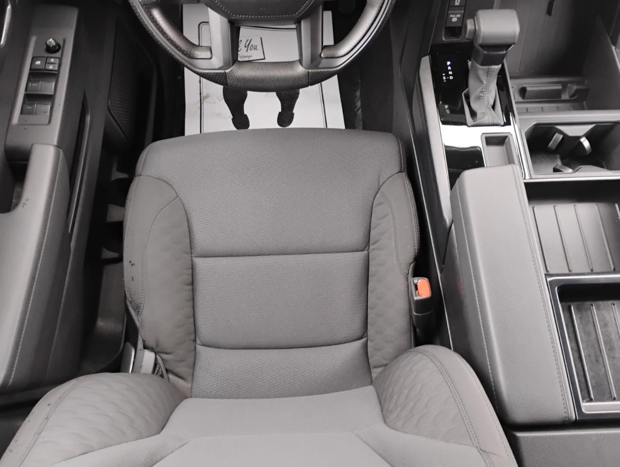 Toyota Tundra SR Double Cab 2WD 2025