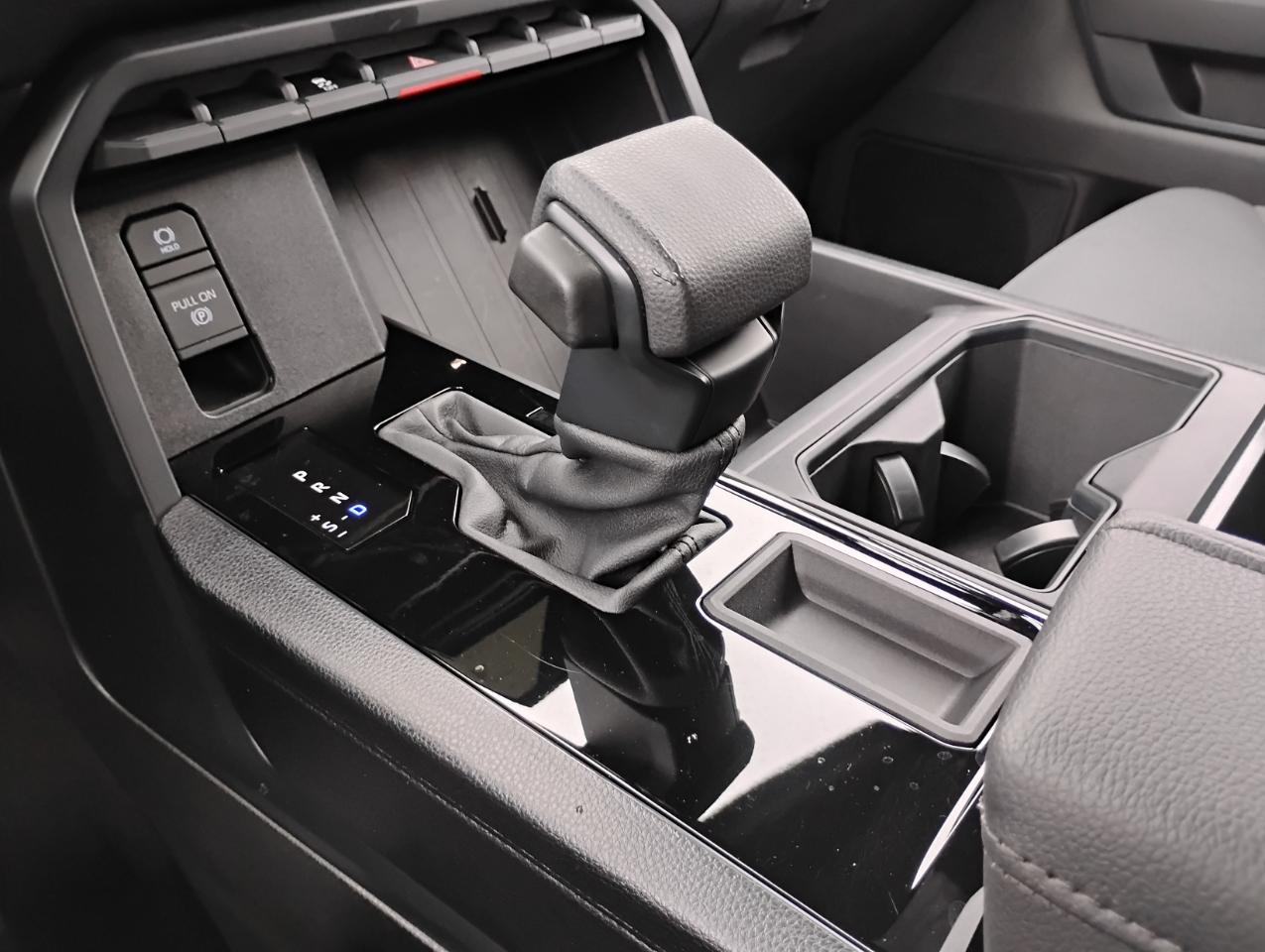 Toyota Tundra SR Double Cab 2WD 2025