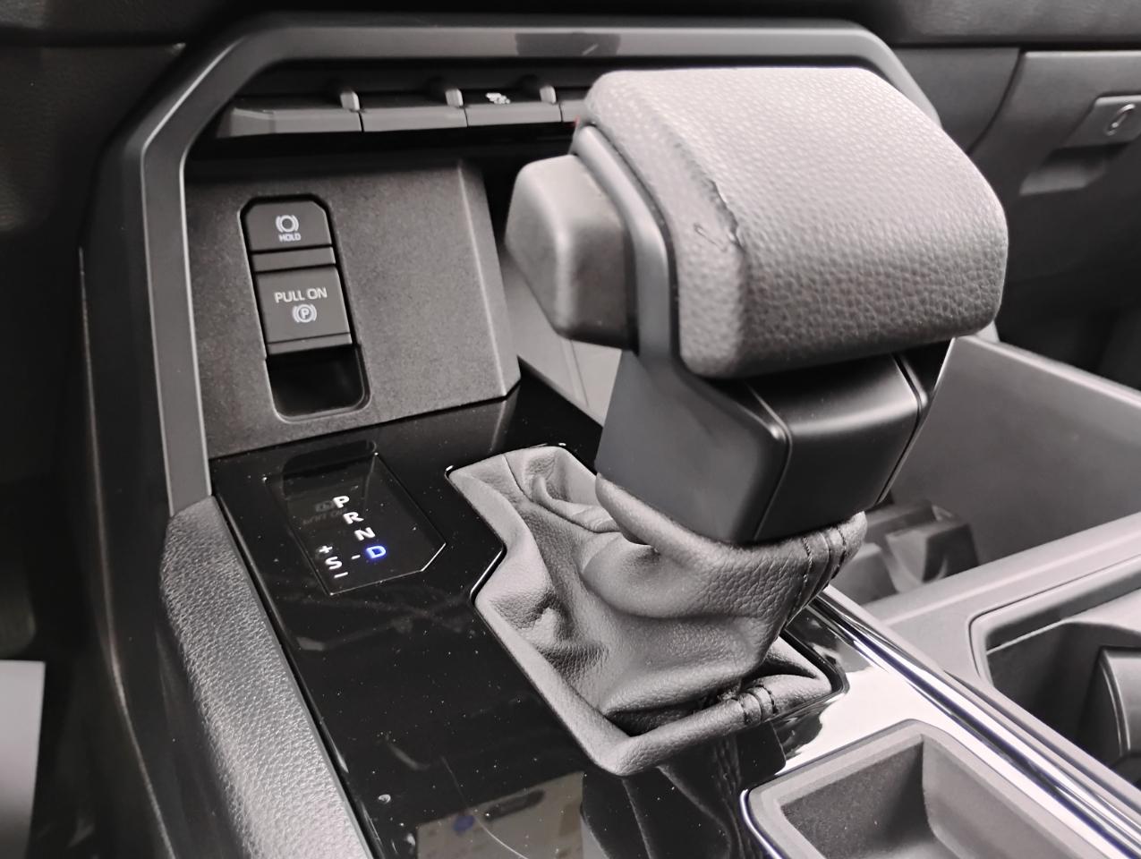 Toyota Tundra SR Double Cab 2WD 2025