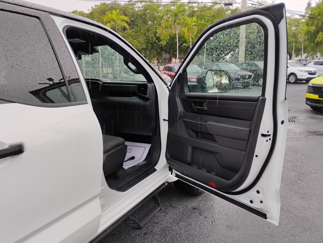 Toyota Tundra SR Double Cab 2WD 2025