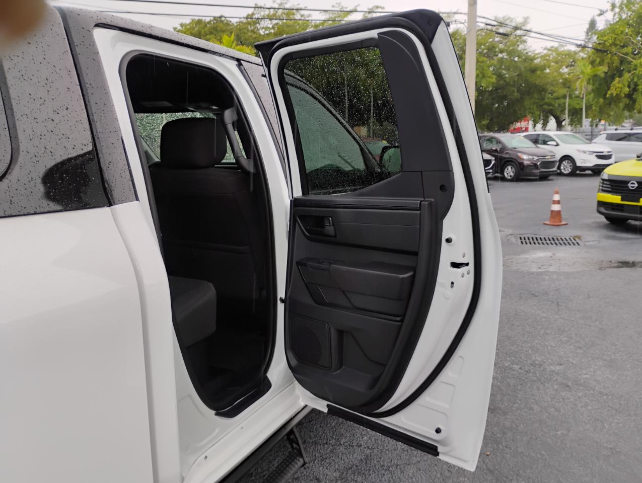 Toyota Tundra SR Double Cab 2WD 2025