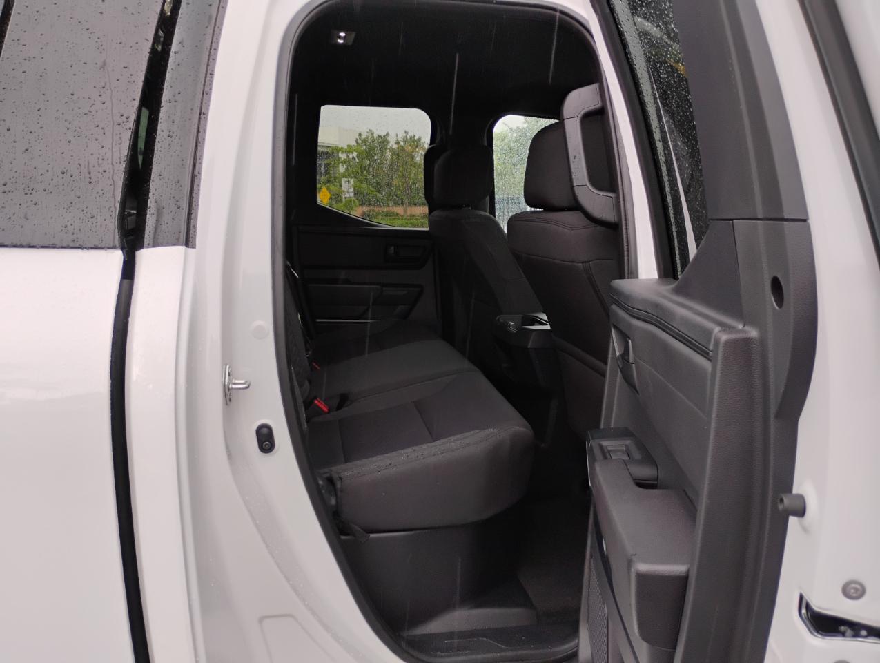 Toyota Tundra SR Double Cab 2WD 2025