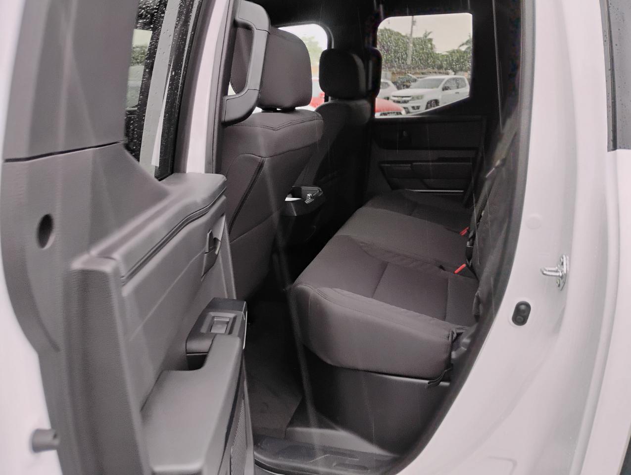 Toyota Tundra SR Double Cab 2WD 2025