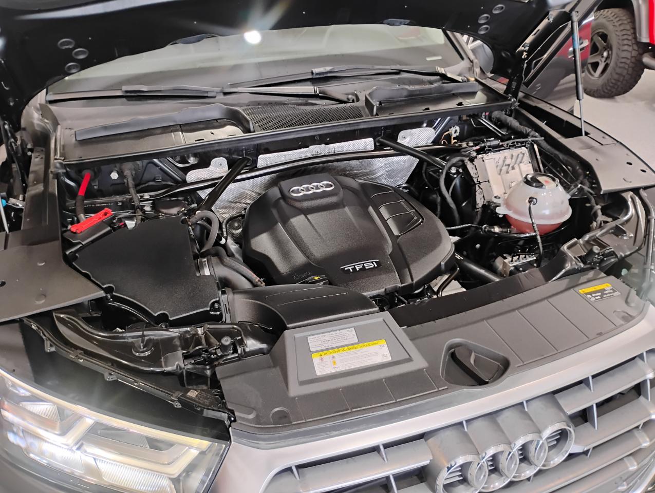 Audi Q5 2.0T Premium Plus quattro 2020