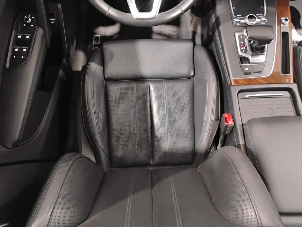 Audi Q5 2.0T Premium Plus quattro 2020