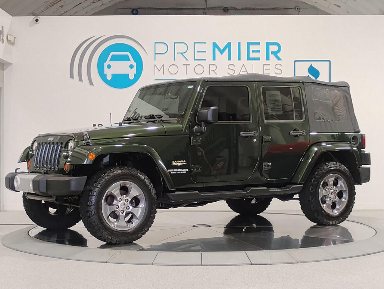Jeep Wrangler Unlimited Sahara 4WD 2010