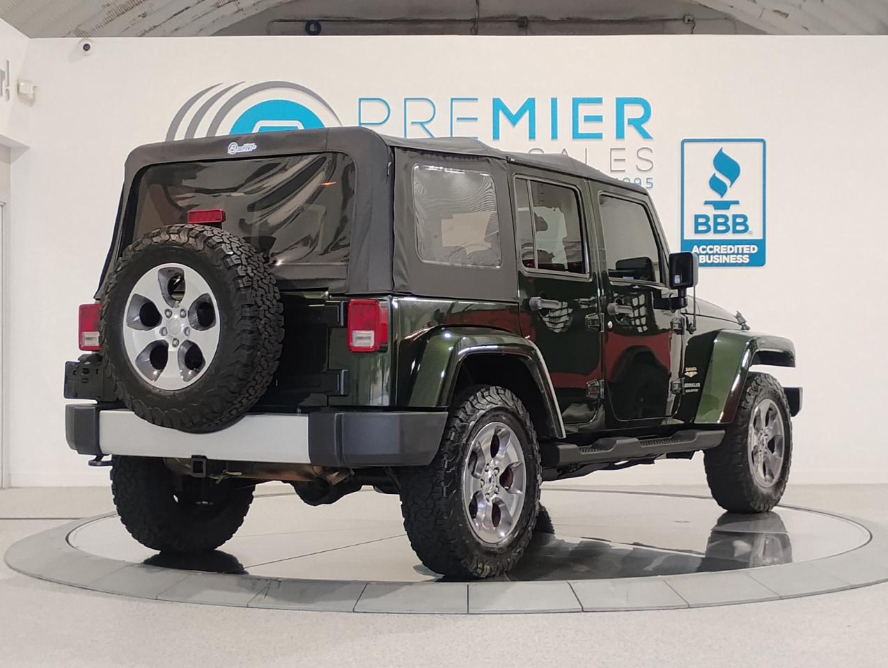 Jeep Wrangler Unlimited Sahara 4WD 2010