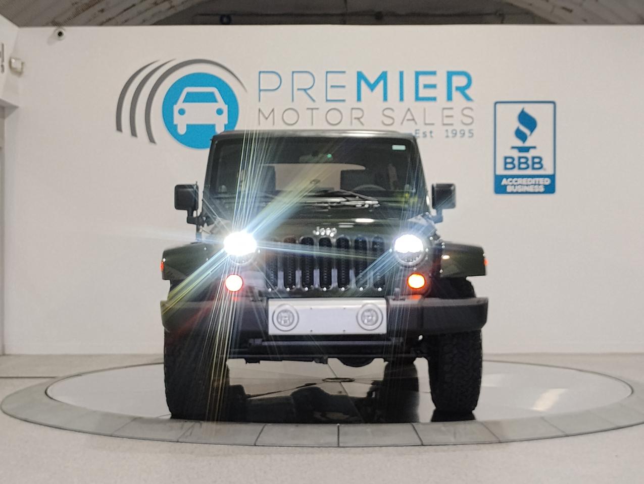 Jeep Wrangler Unlimited Sahara 4WD 2010