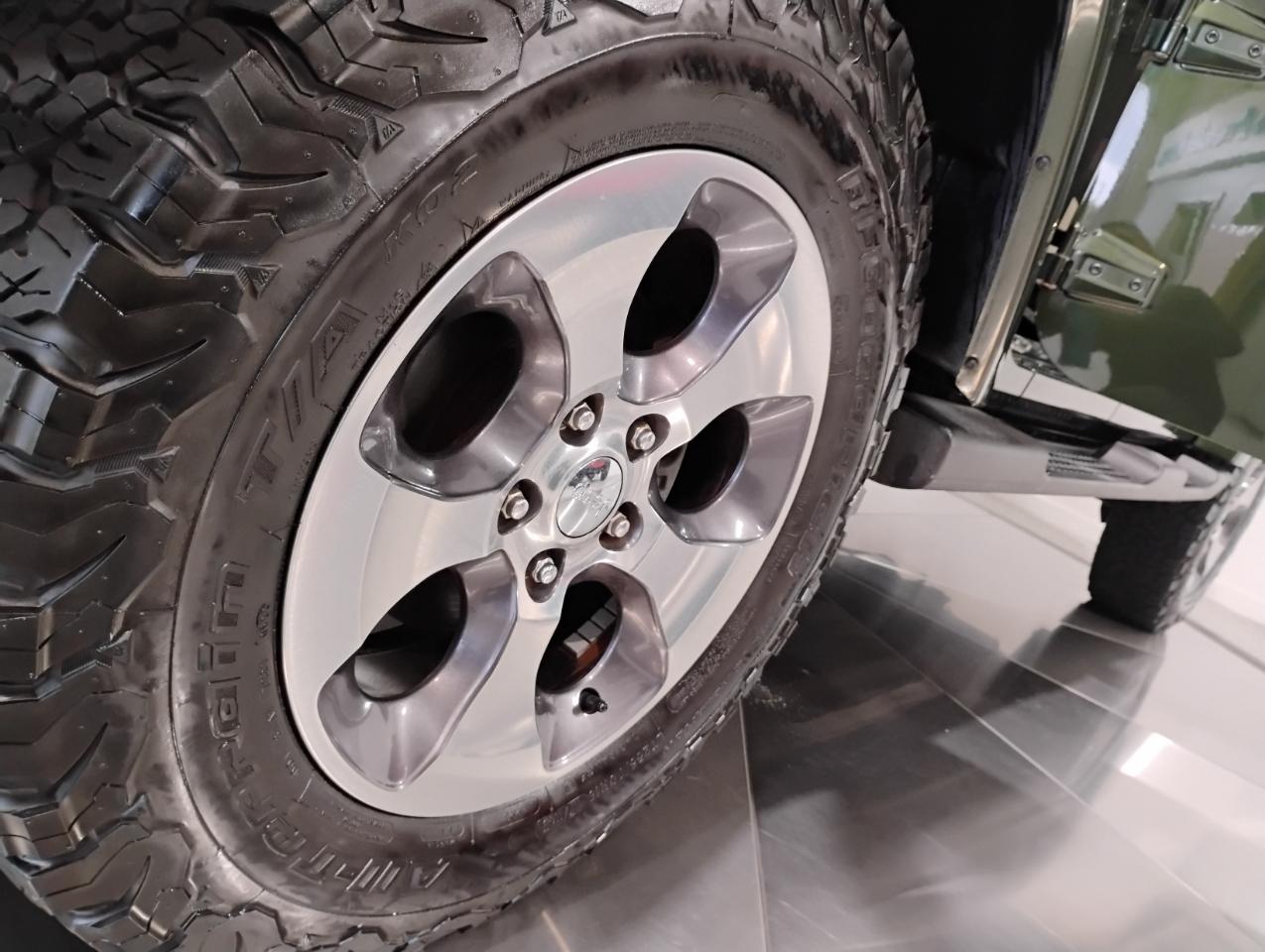 Jeep Wrangler Unlimited Sahara 4WD 2010