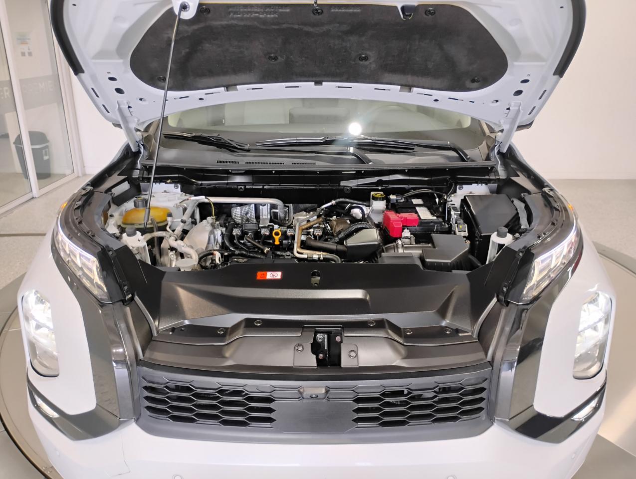 Mitsubishi Outlander SEL 2WD 2022