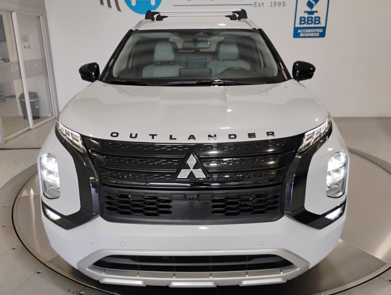 Mitsubishi Outlander SEL 2WD 2022