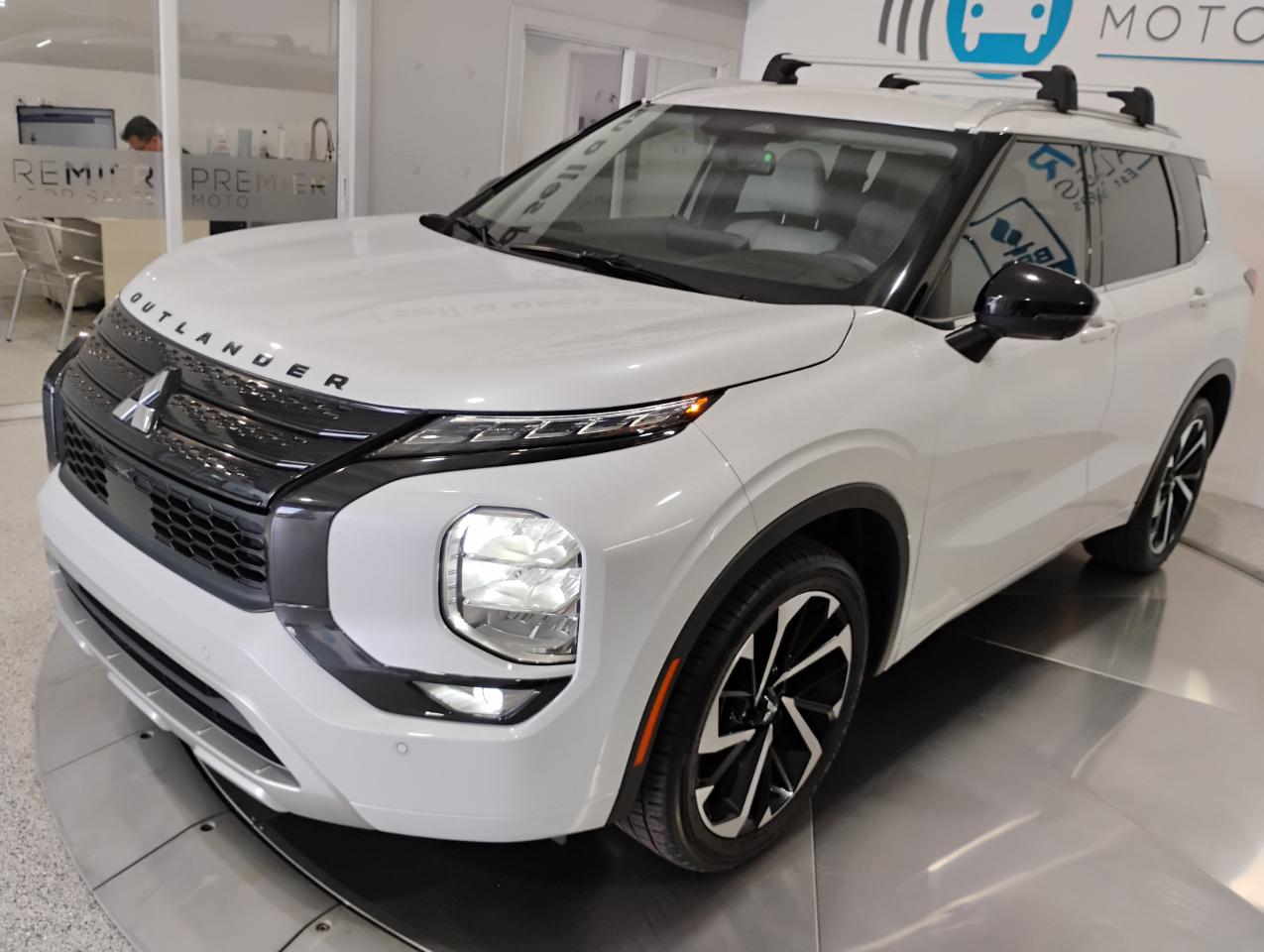 Mitsubishi Outlander SEL 2WD 2022