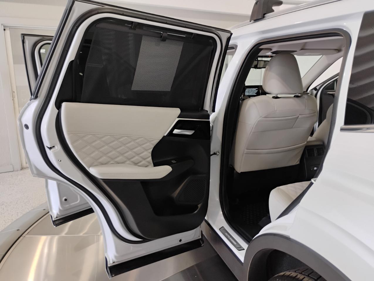 Mitsubishi Outlander SEL 2WD 2022