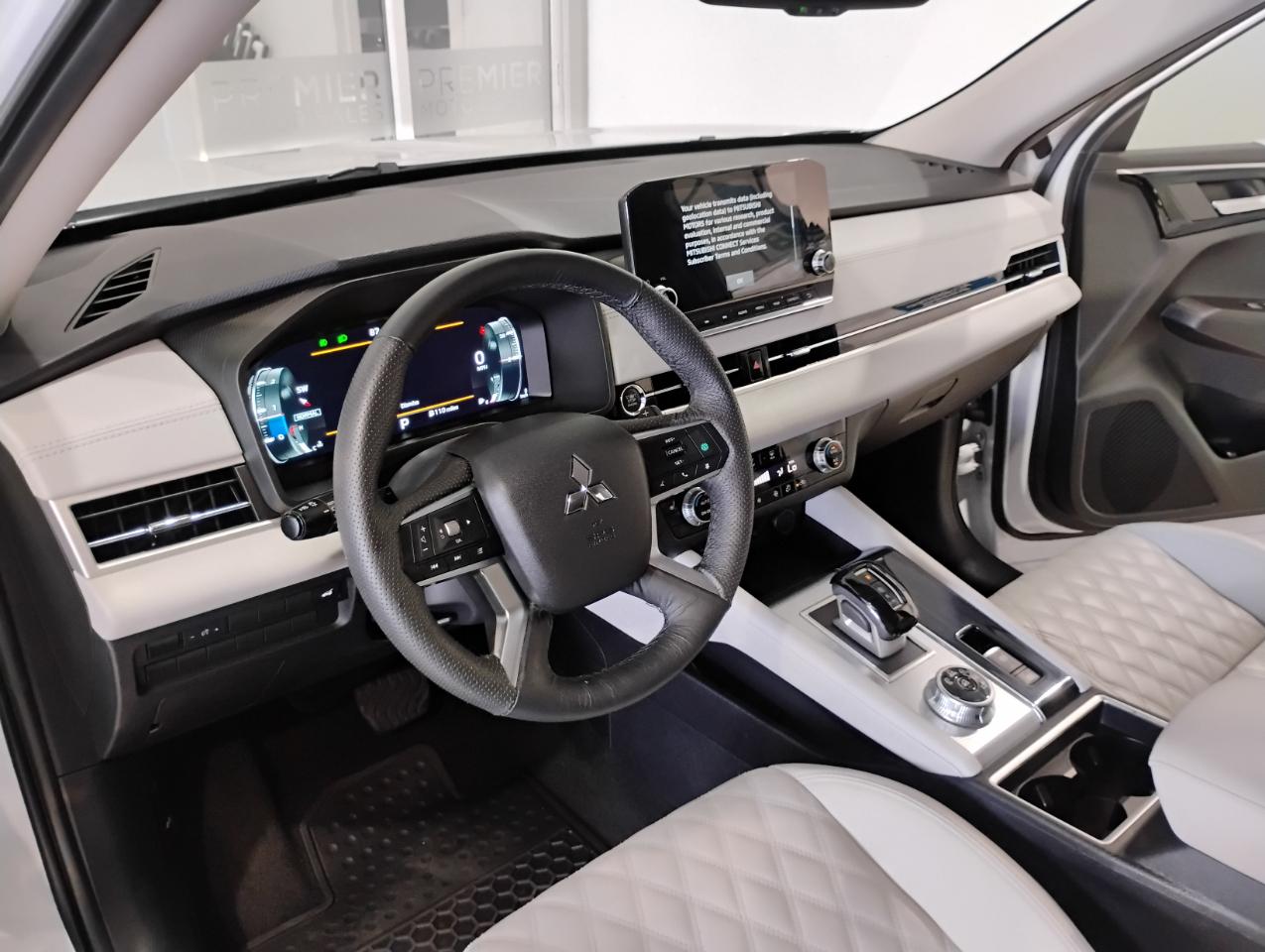 Mitsubishi Outlander SEL 2WD 2022