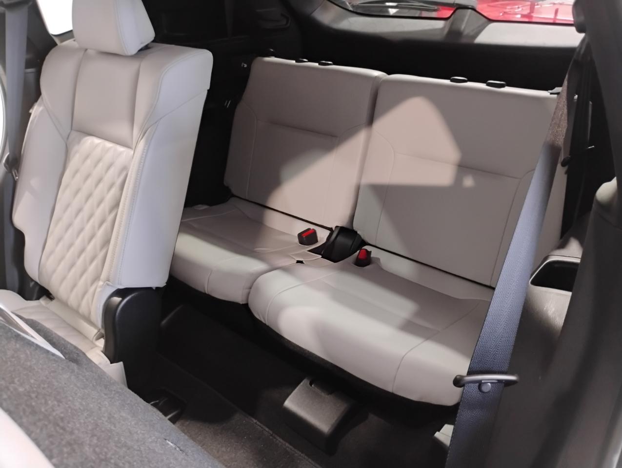 Mitsubishi Outlander SEL 2WD 2022