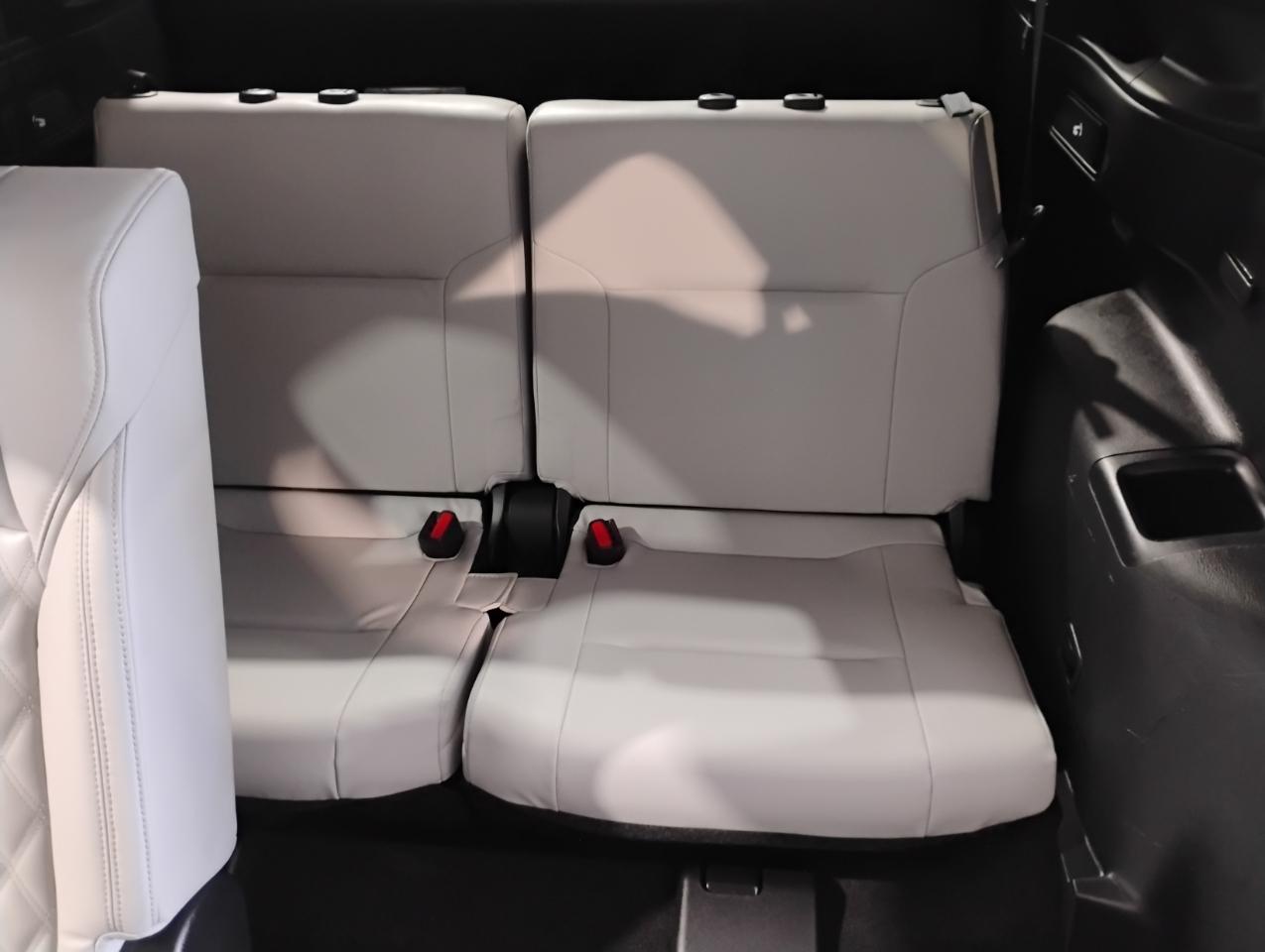 Mitsubishi Outlander SEL 2WD 2022