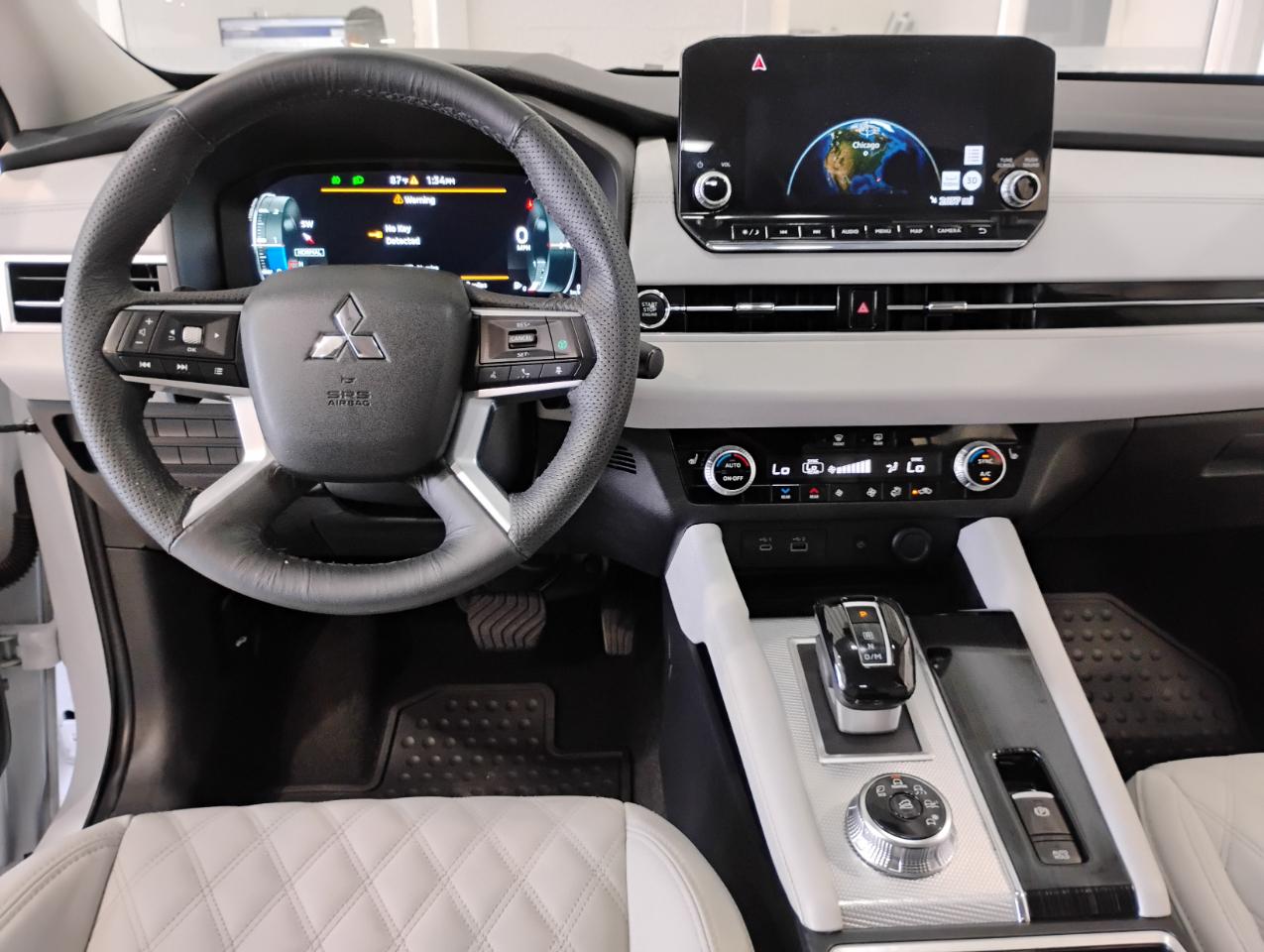 Mitsubishi Outlander SEL 2WD 2022