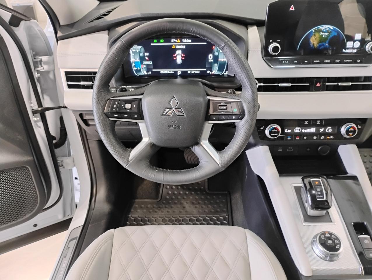 Mitsubishi Outlander SEL 2WD 2022