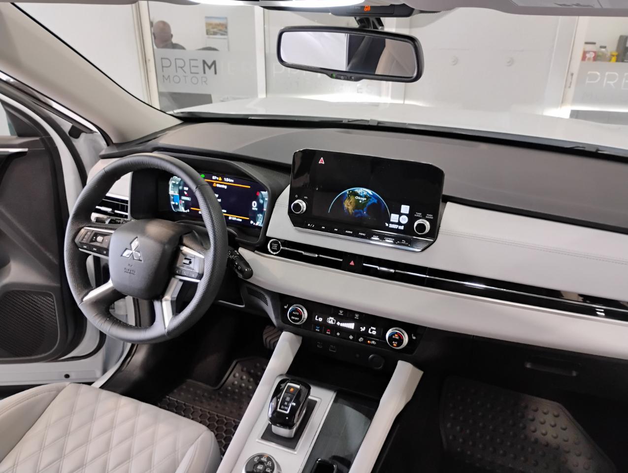 Mitsubishi Outlander SEL 2WD 2022