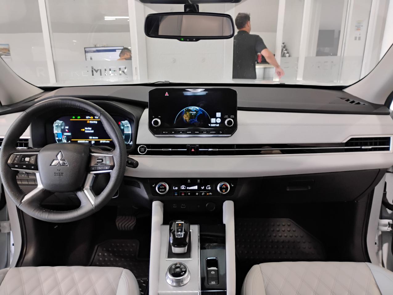 Mitsubishi Outlander SEL 2WD 2022