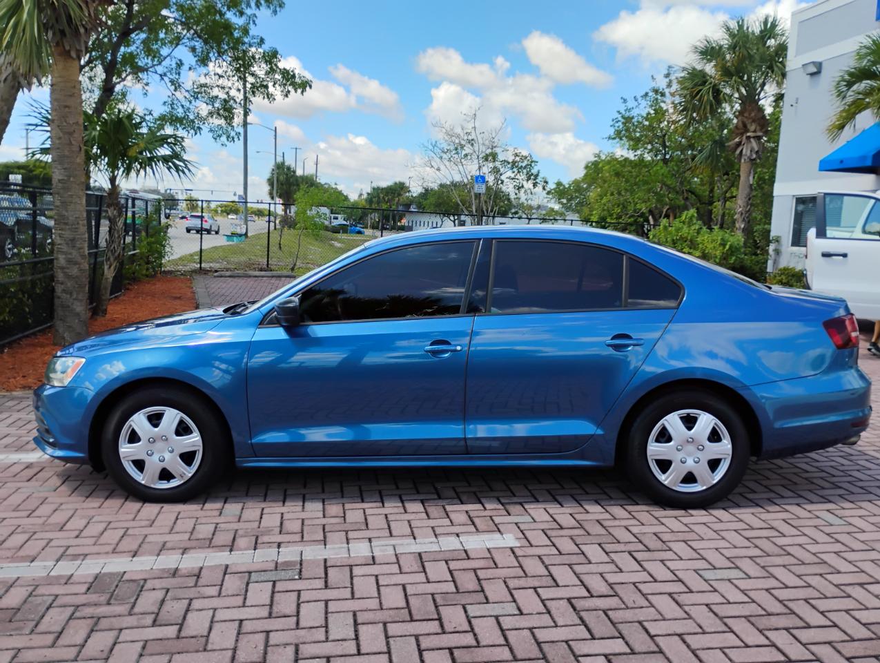 Volkswagen Jetta 1.4T S w/Technology 6A 2016