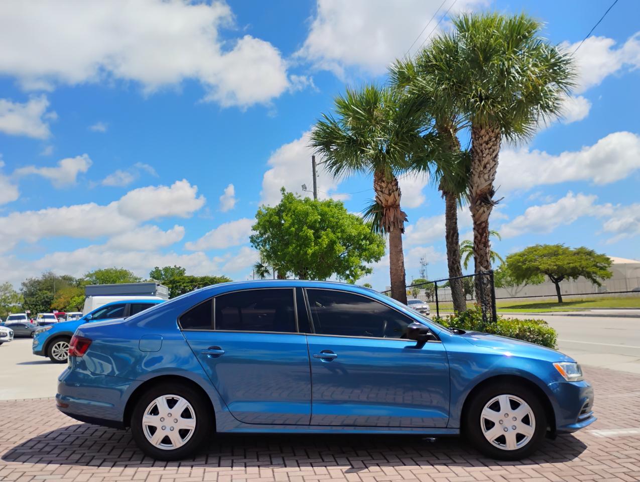 Volkswagen Jetta 1.4T S w/Technology 6A 2016