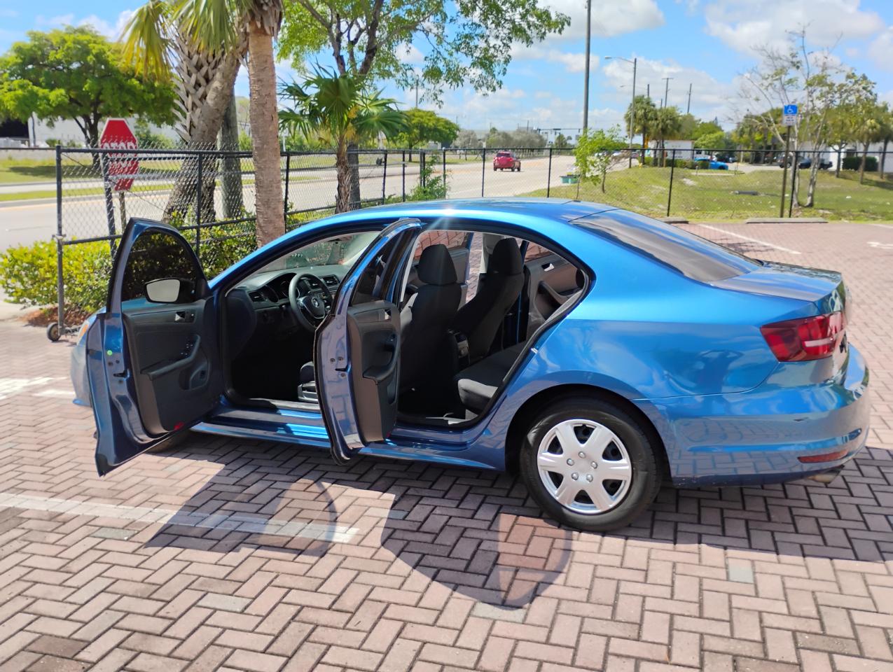 Volkswagen Jetta 1.4T S w/Technology 6A 2016