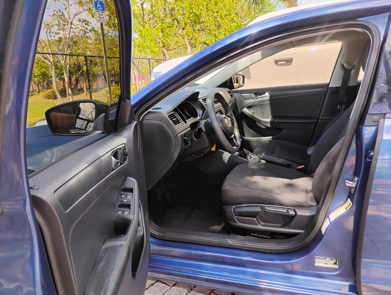 Volkswagen Jetta 1.4T S w/Technology 6A 2016