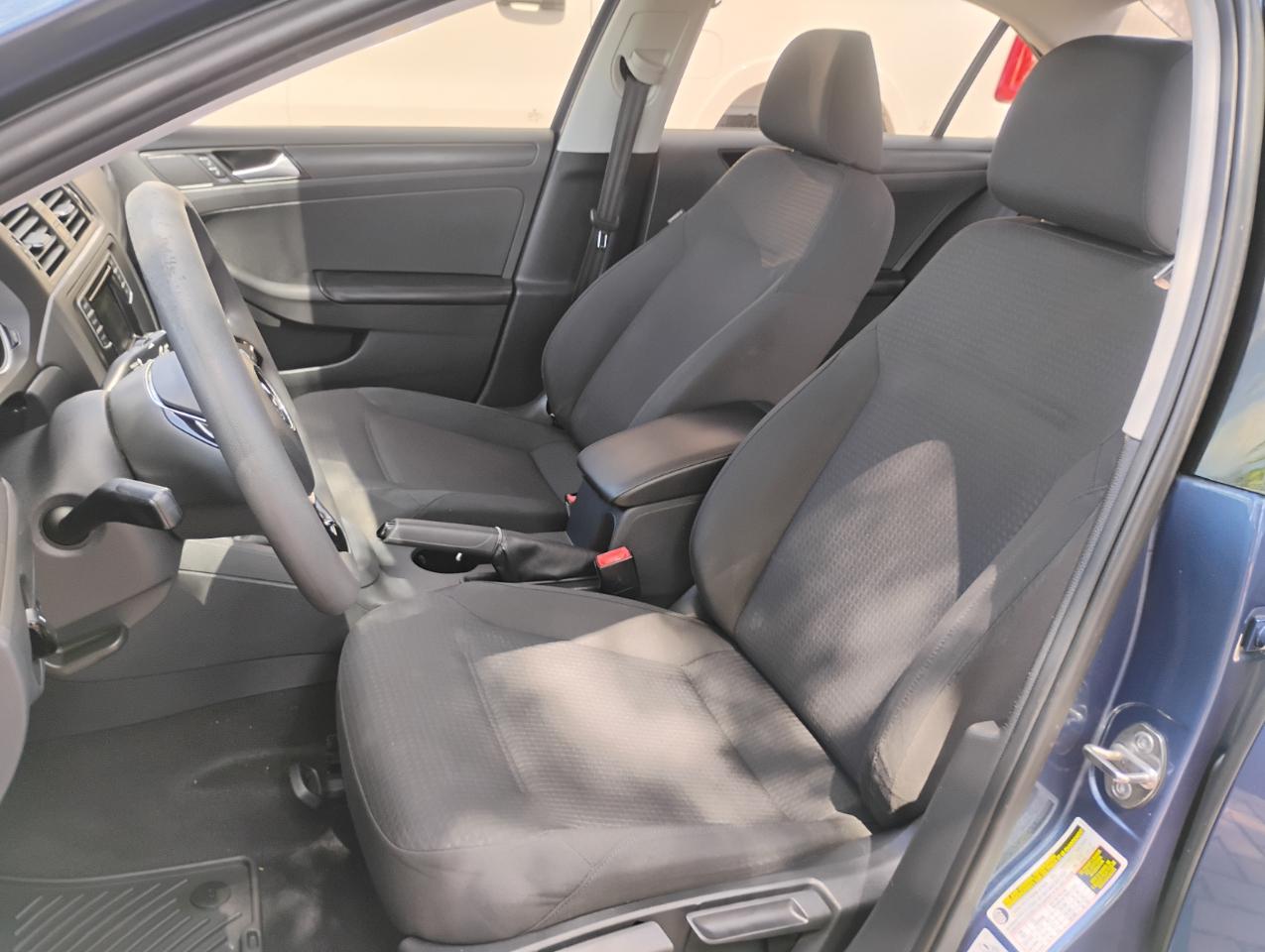 Volkswagen Jetta 1.4T S w/Technology 6A 2016