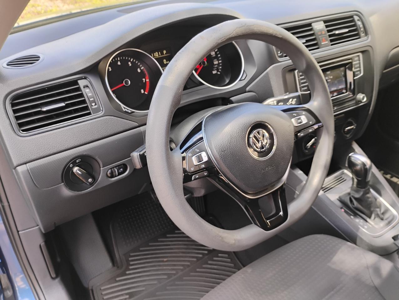 Volkswagen Jetta 1.4T S w/Technology 6A 2016