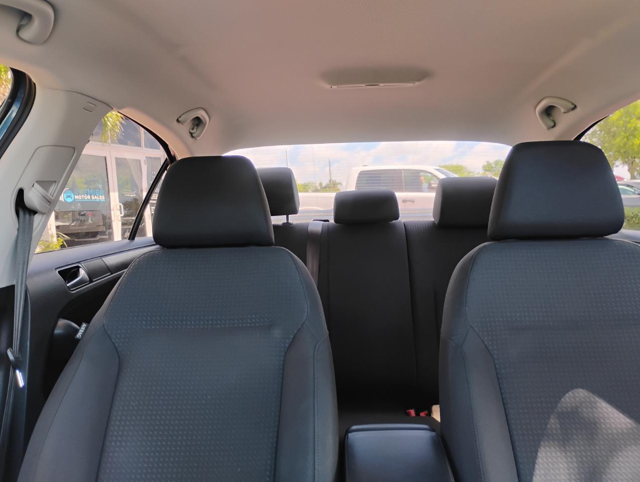 Volkswagen Jetta 1.4T S w/Technology 6A 2016