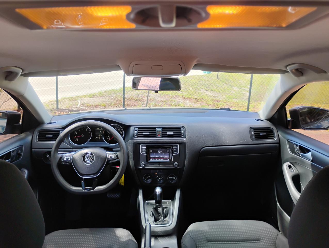 Volkswagen Jetta 1.4T S w/Technology 6A 2016