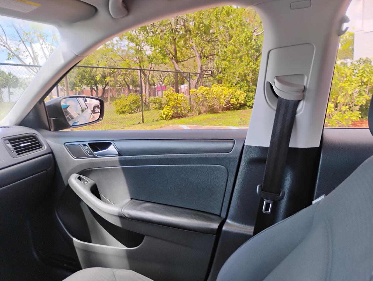 Volkswagen Jetta 1.4T S w/Technology 6A 2016