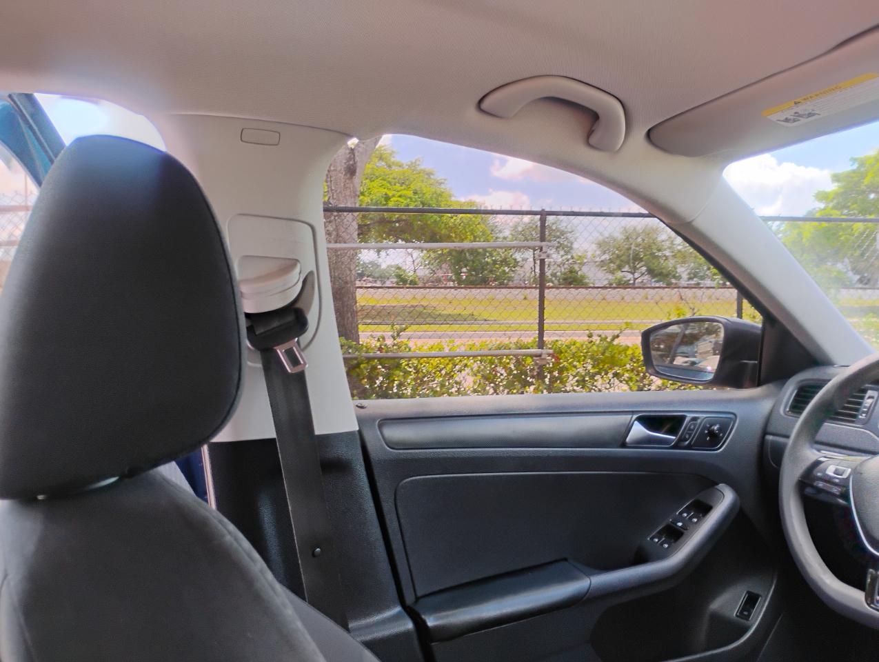 Volkswagen Jetta 1.4T S w/Technology 6A 2016