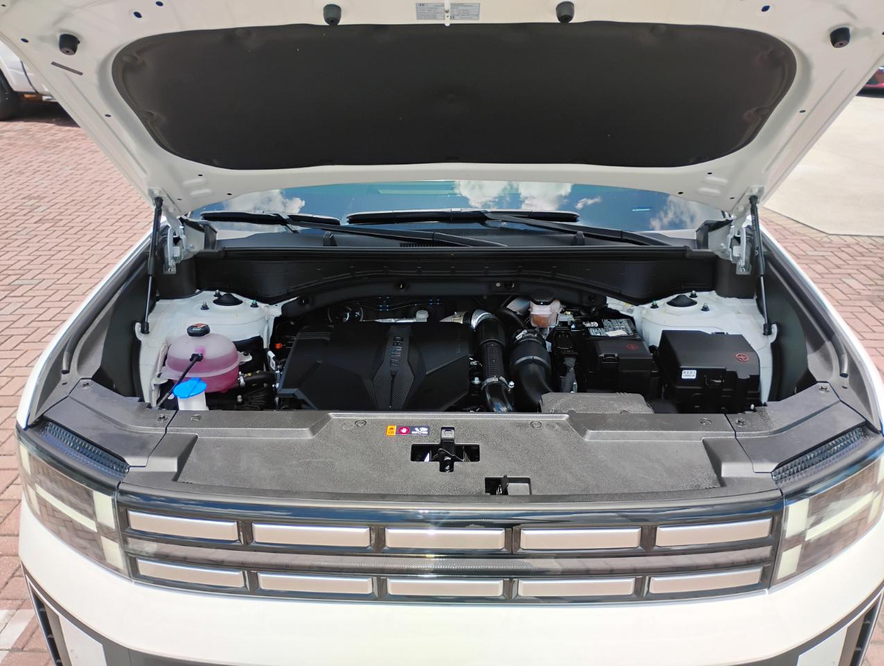 Hyundai Santa Fe SEL 2024