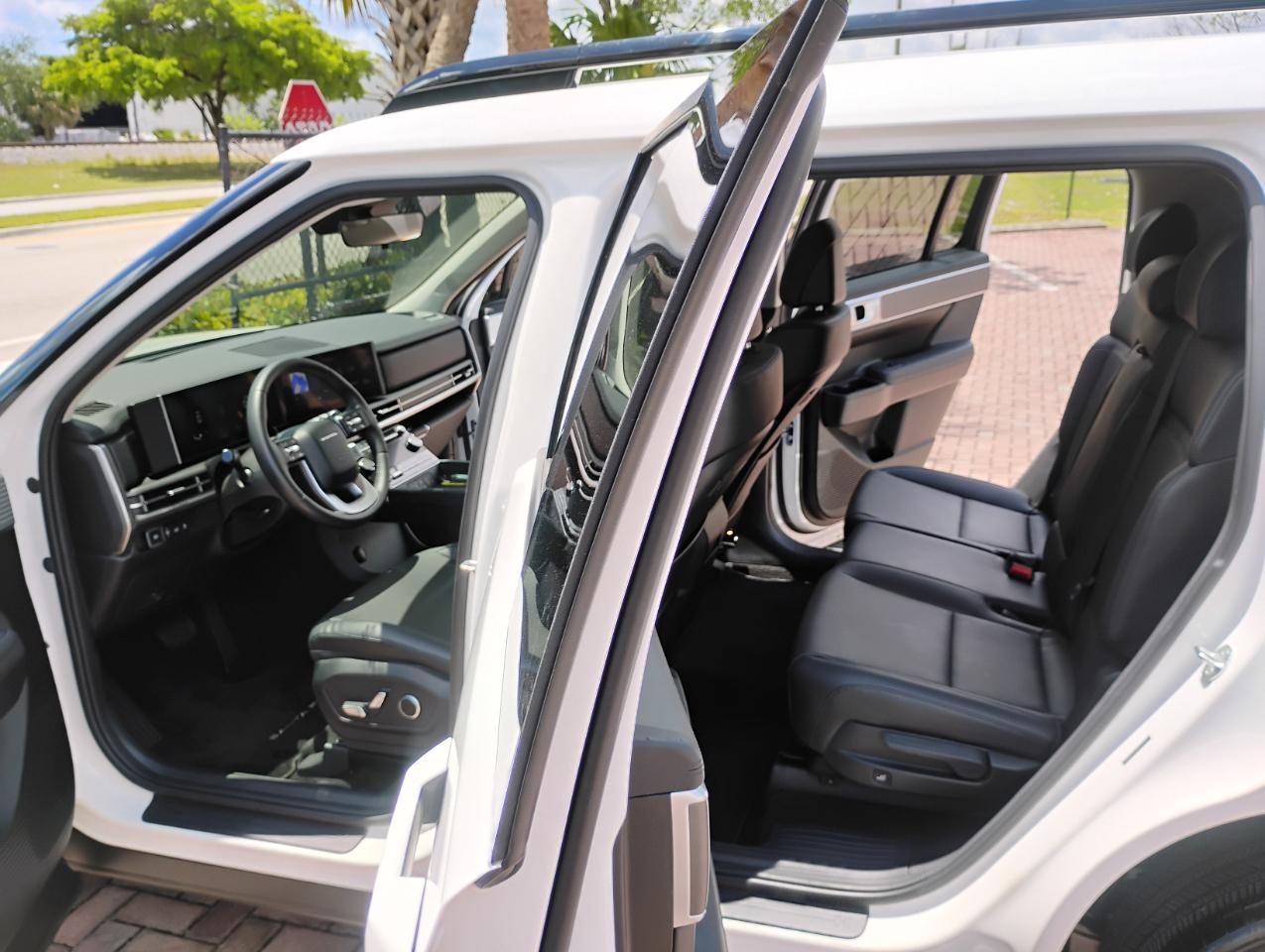 Hyundai Santa Fe SEL 2024
