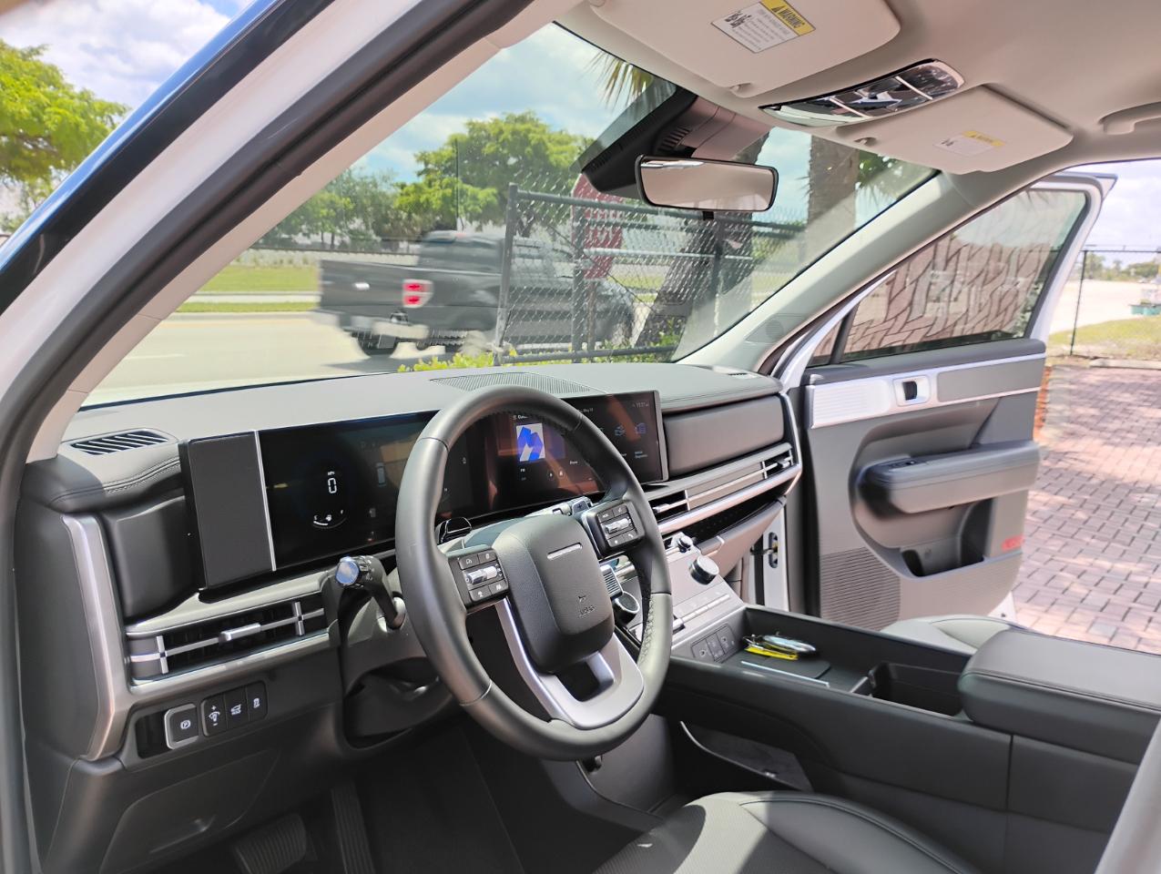 Hyundai Santa Fe SEL 2024