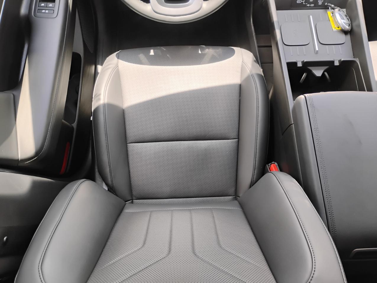 Hyundai Santa Fe SEL 2024