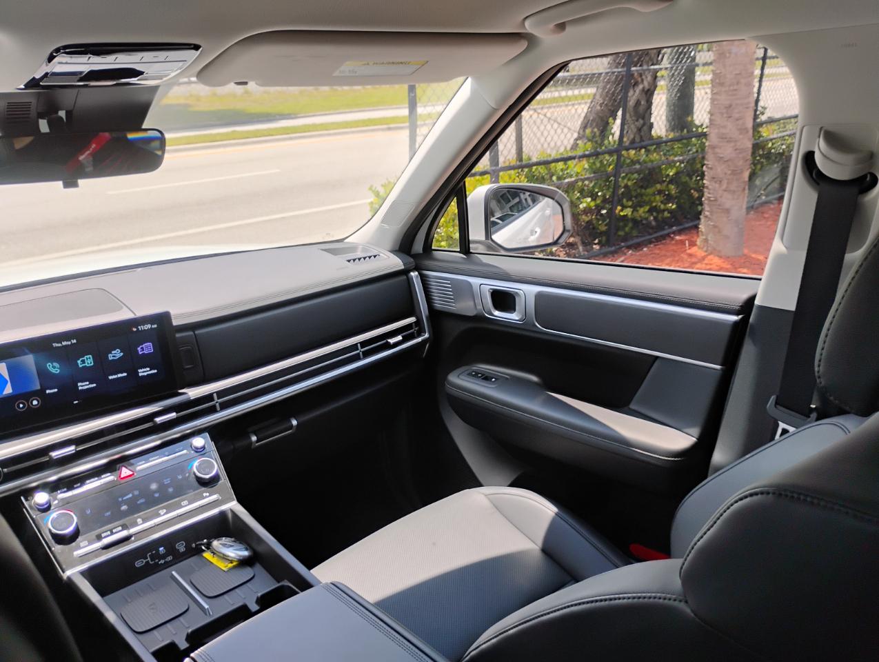 Hyundai Santa Fe SEL 2024