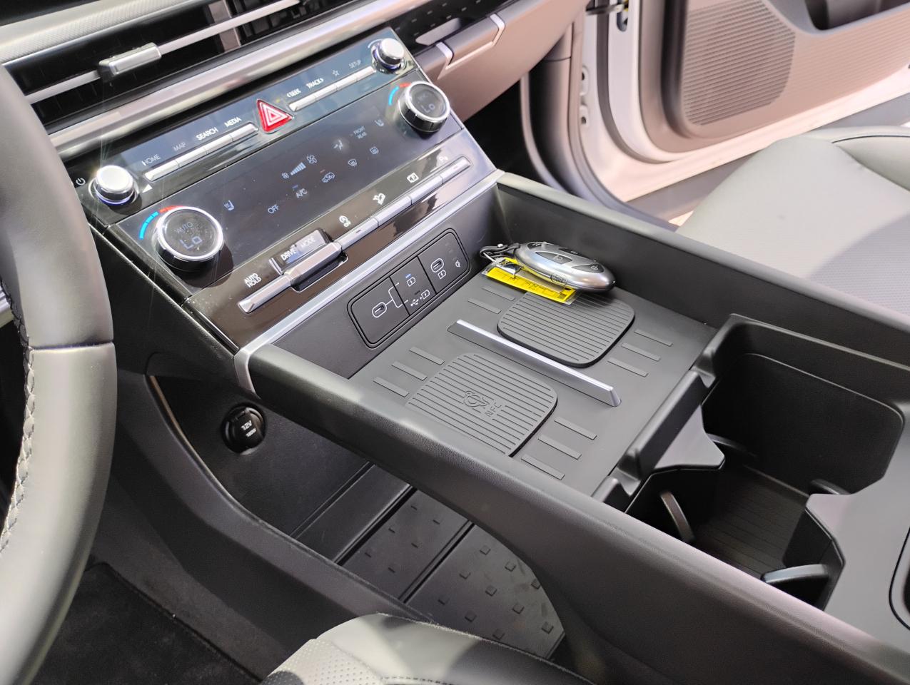 Hyundai Santa Fe SEL 2024