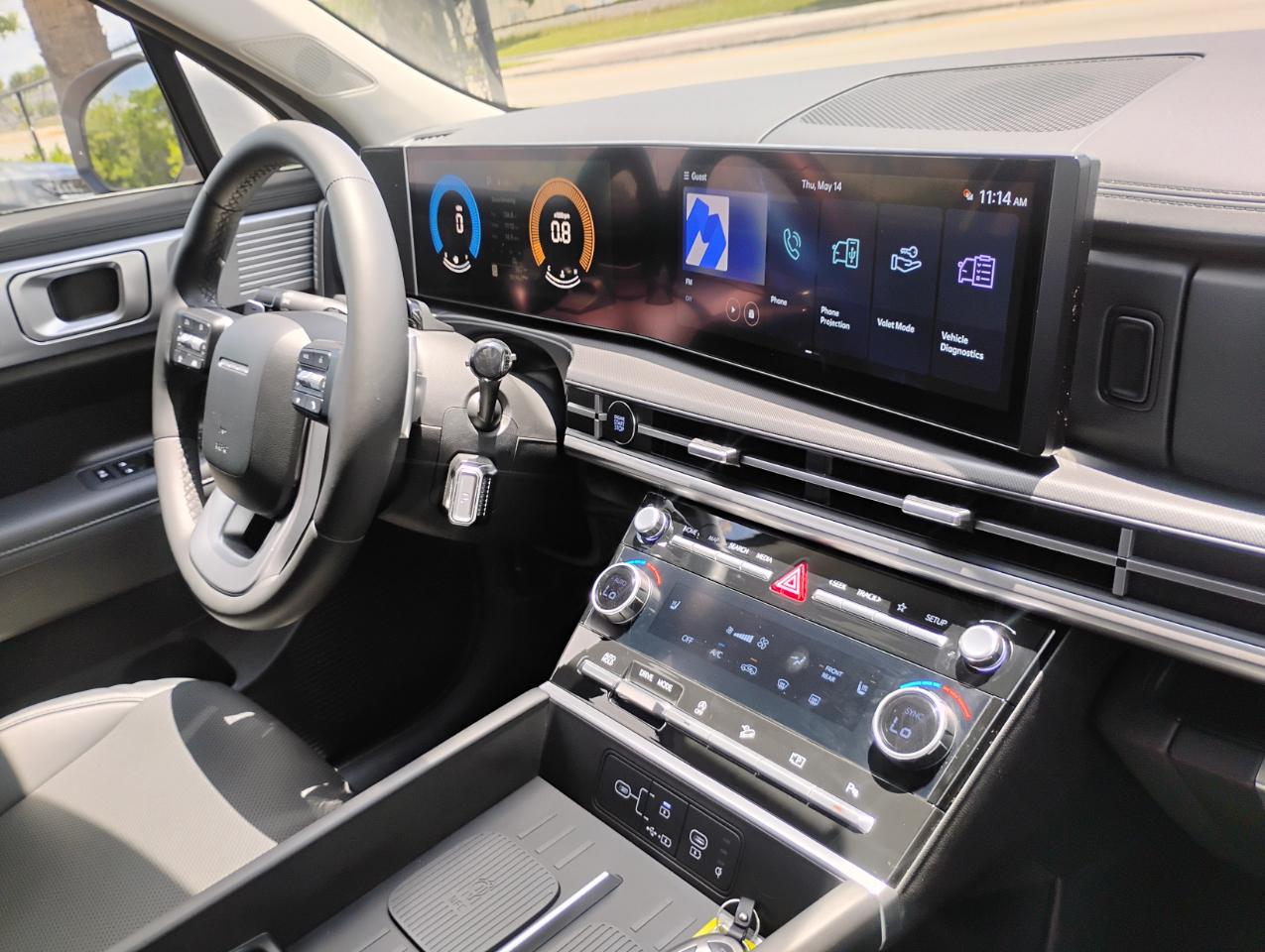 Hyundai Santa Fe SEL 2024