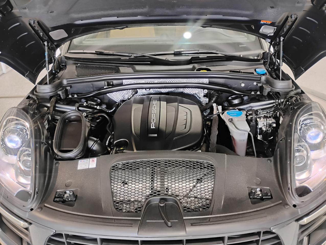 Porsche Macan GTS 2018