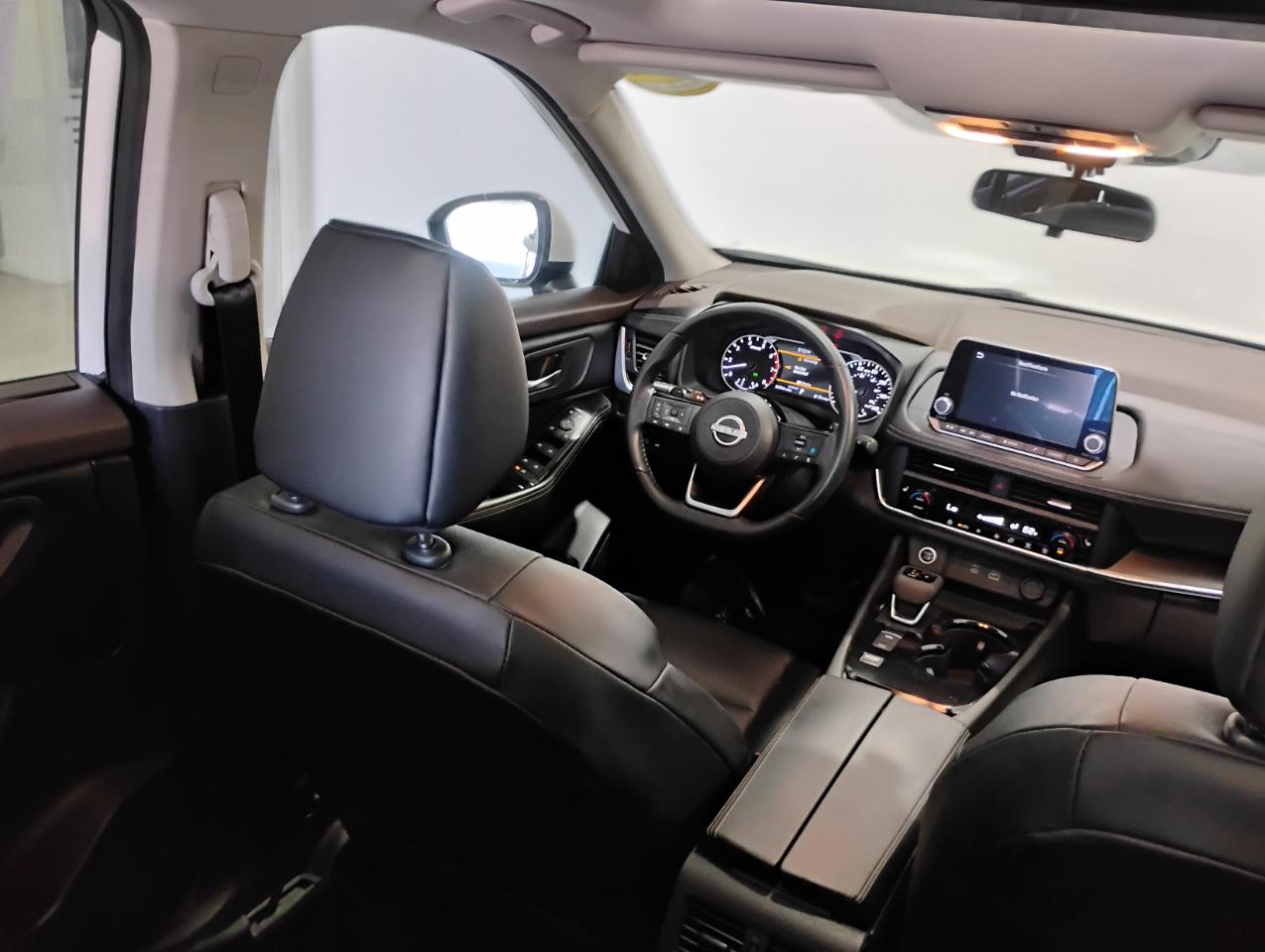 Nissan Rogue SV 2023