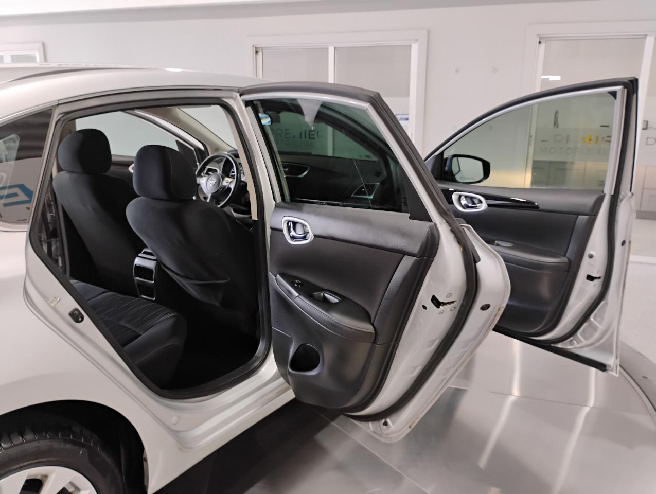 Nissan Sentra S CVT 2019
