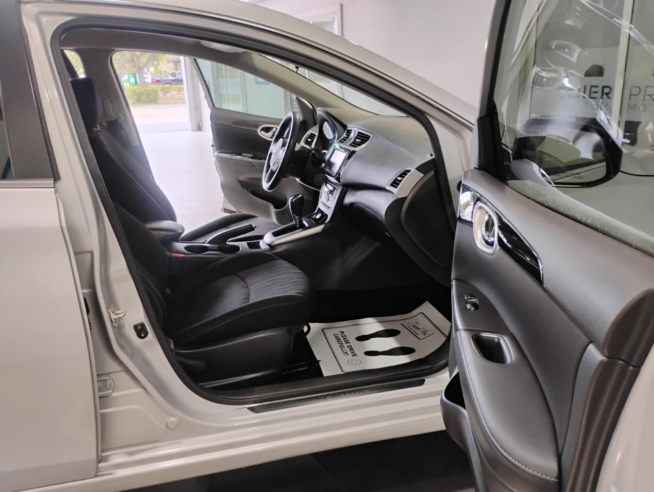 Nissan Sentra S CVT 2019